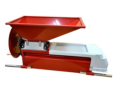 Ручной измельчитель с гребнеотделителем «MOLINARA» крашеная